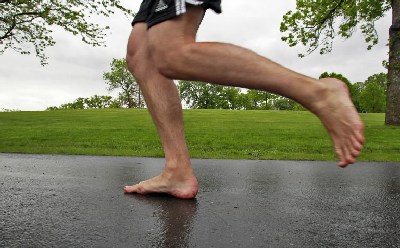 os-barefoot-running.jpg