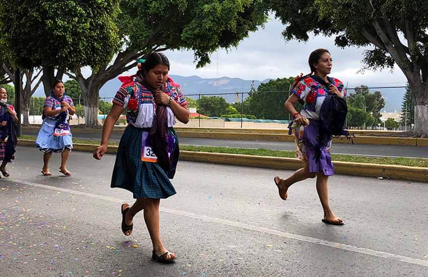 Tehuacán Puebla Tortilla Carrying Race.jpg